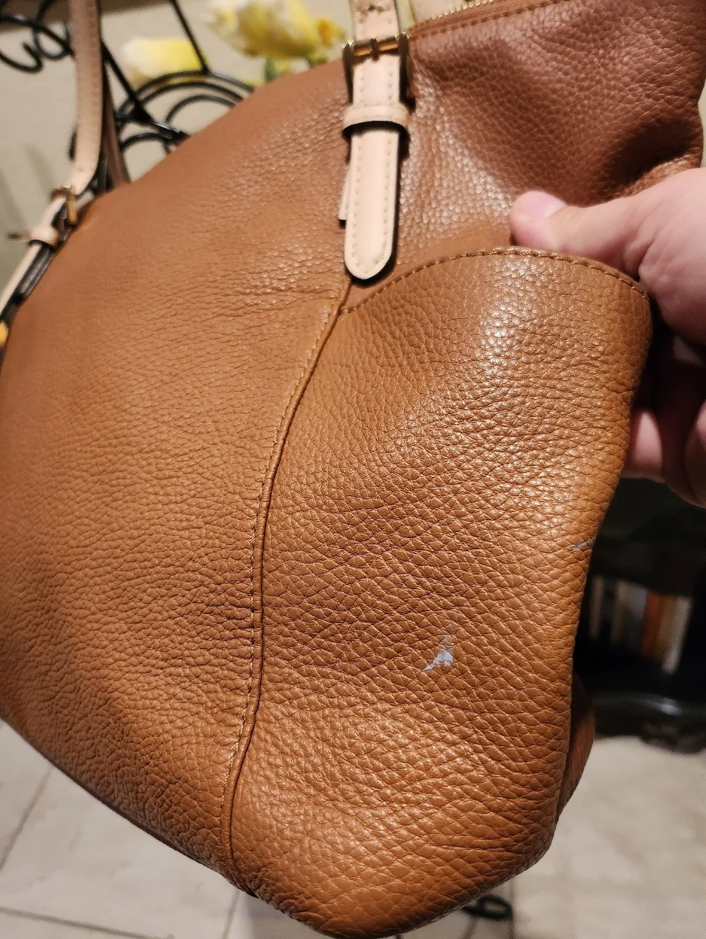 Michael Kors leather shoulder bag